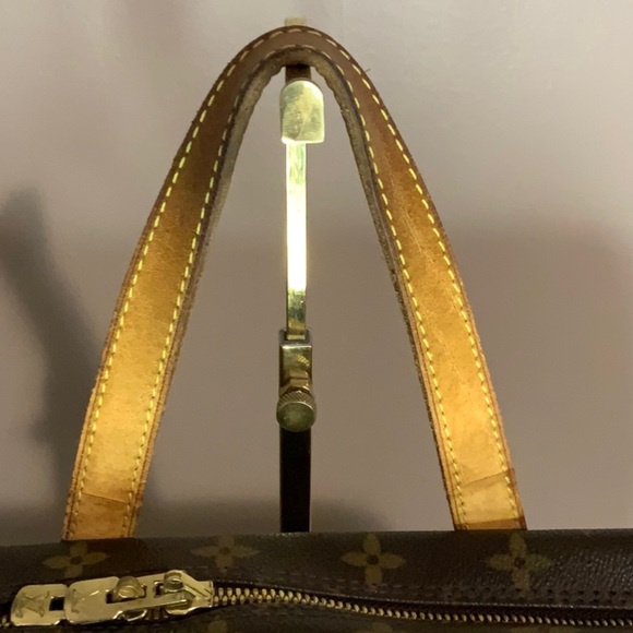 Louis Vuitton Porte Documents Top Handle Briefcase in Monogram Canvas 14" x 13" - Picture 8 of 15